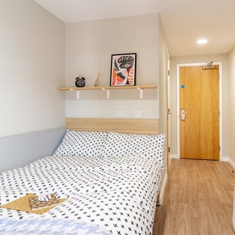 Skyline En Suite Plus - Image 1